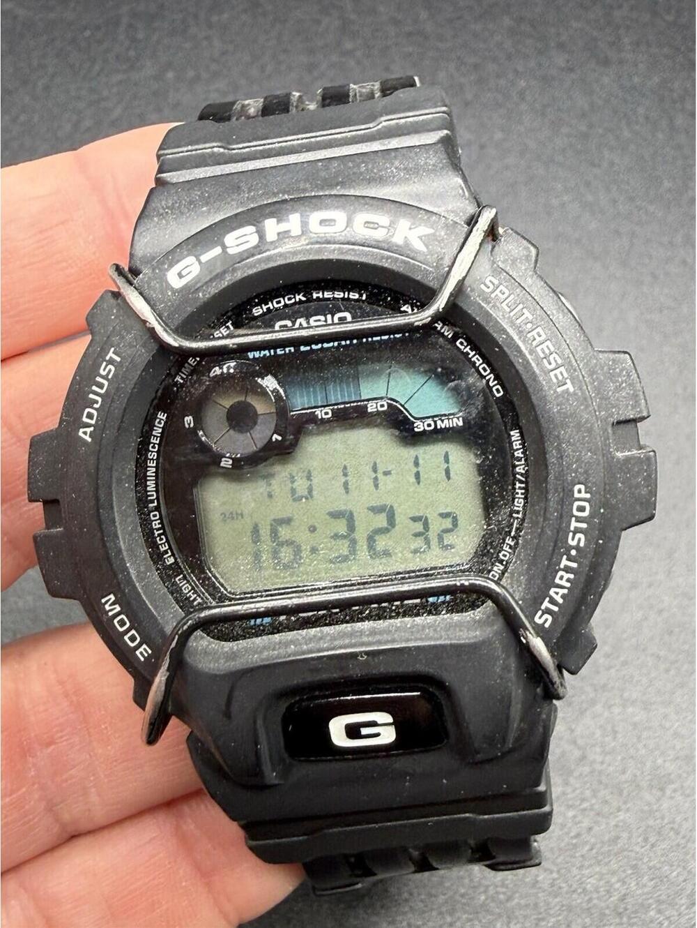 Casio G-Shock DW6900 Black Resin Watch - Picture 13 of 16